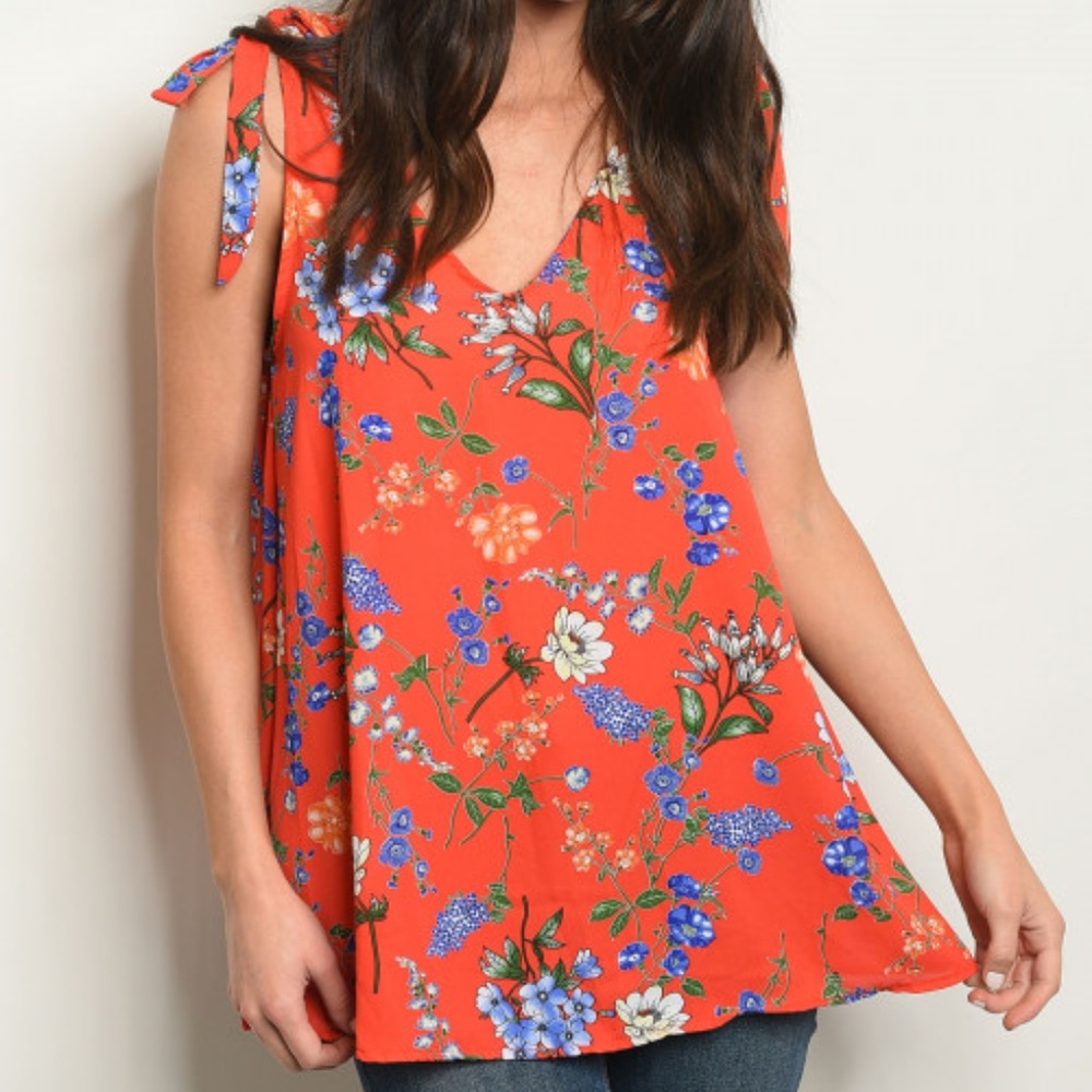 GIRLY & FLIRTY RED FLORAL TOP